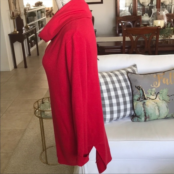 Beautiful red cowl necklace lightweight sweater NWT - Picture 3 of 9